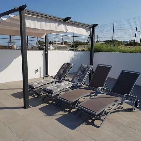 Semesterbostad Modernes Mit Sonnenterrasse, Pool, Grill Und Einem Herrlichen Meerblick